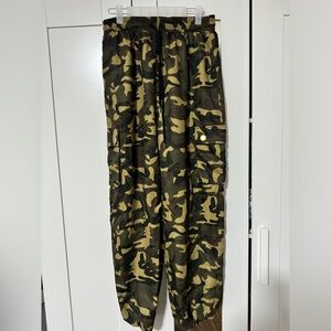 Army fatigue cargo jogger pants